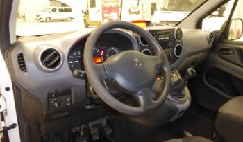 
									PEUGEOT Partner Furgon Confort L1 1.6 HDi 75 CV lleno								