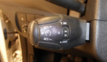 
									PEUGEOT Partner Furgon Confort L1 1.6 HDi 75 CV lleno								