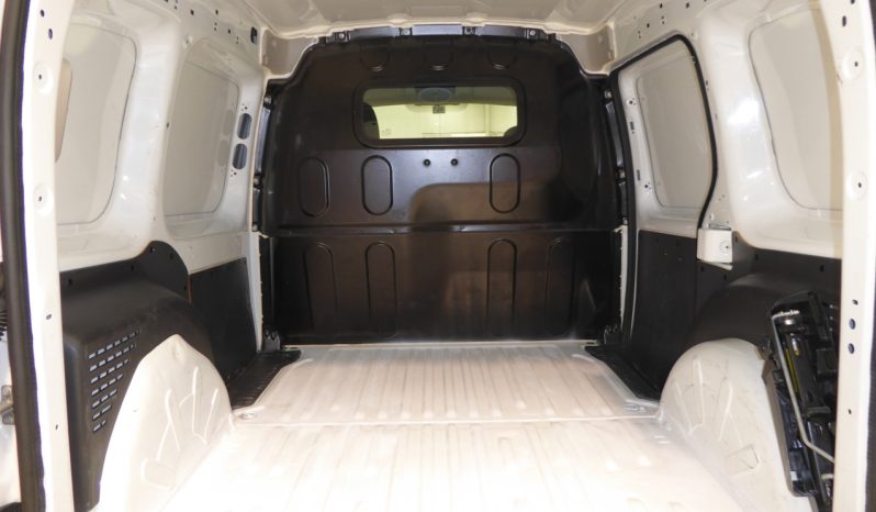 
								RENAULT Kangoo Furgon Profesional dCi 80CV Euro 6 lleno									