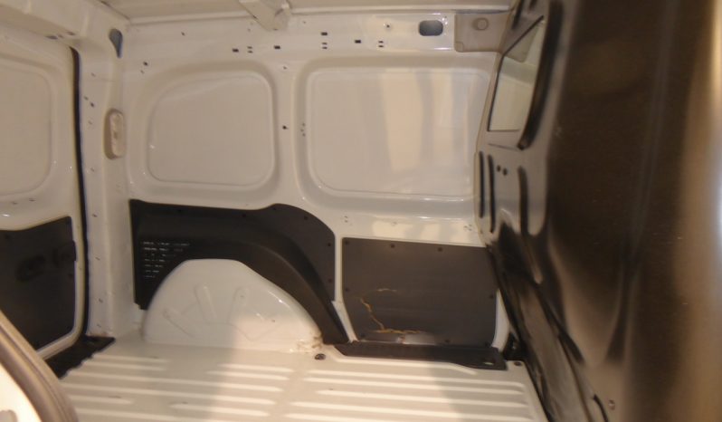 
								RENAULT Kangoo Furgon Profesional dCi 80CV Euro 6 lleno									