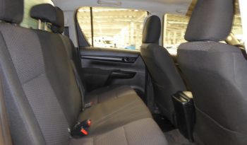 
									Toyota Hilux 2.4 D4D Cabina Doble GX caja cerrada lleno								