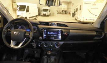 
									Toyota Hilux 2.4 D4D Cabina Doble GX caja cerrada lleno								