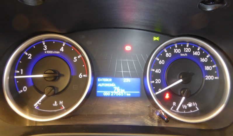 Toyota Hilux 2.4 D4D Cabina Doble GX caja cerrada