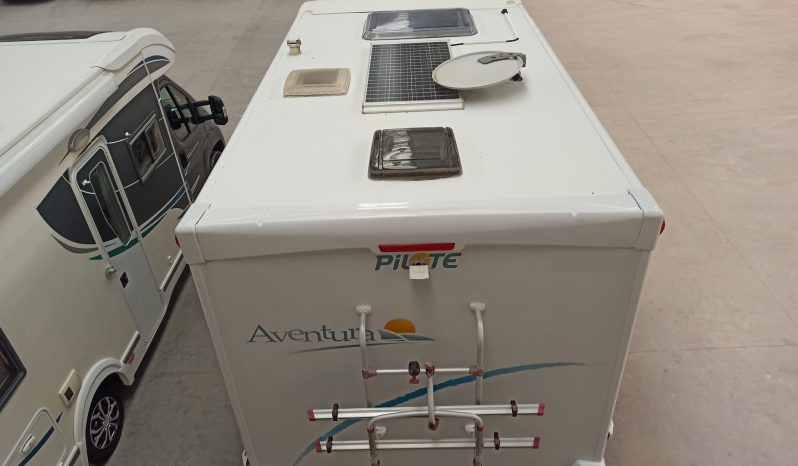 
								PILOTE AVENTURA P690L – CAMA TRANSVERSAL, MALETERO GRANDE lleno									