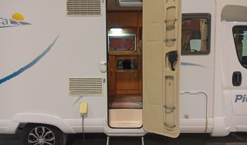
									PILOTE AVENTURA P690L – CAMA TRANSVERSAL, MALETERO GRANDE lleno								