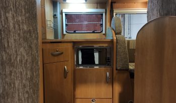 
									PILOTE AVENTURA P690L – CAMA TRANSVERSAL, MALETERO GRANDE lleno								