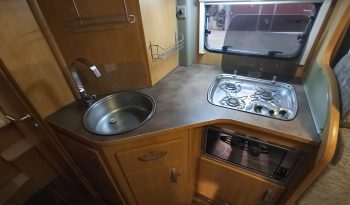 
									PILOTE AVENTURA P690L – CAMA TRANSVERSAL, MALETERO GRANDE lleno								