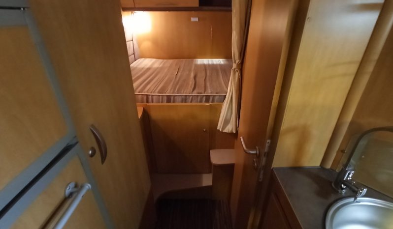 
								PILOTE AVENTURA P690L – CAMA TRANSVERSAL, MALETERO GRANDE lleno									