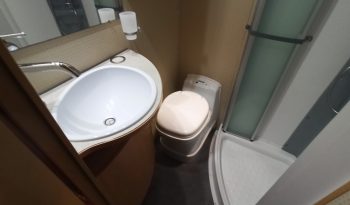 
									PILOTE AVENTURA P690L – CAMA TRANSVERSAL, MALETERO GRANDE lleno								