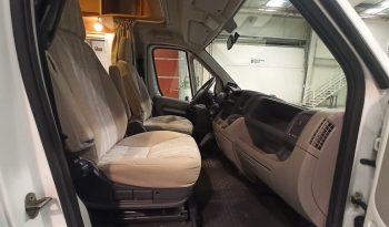 
									PILOTE AVENTURA P690L – CAMA TRANSVERSAL, MALETERO GRANDE lleno								