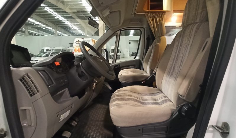 
								PILOTE AVENTURA P690L – CAMA TRANSVERSAL, MALETERO GRANDE lleno									