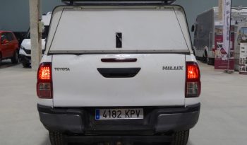 
									Toyota Hilux 2.4 D4D Cabina Doble GX caja cerrada lleno								