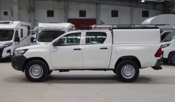 
									Toyota Hilux 2.4 D4D Cabina Doble GX caja cerrada lleno								