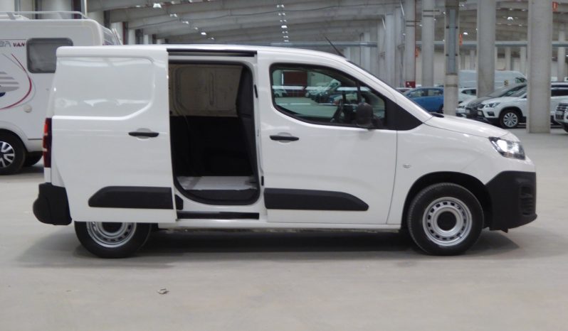 
								CITROEN BERLINGO Talla M BlueHDi 100 CV CONTROL lleno									