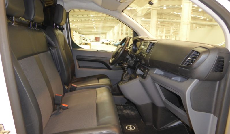 
								OPEL VIVARO  D. 120CV M Std Express lleno									