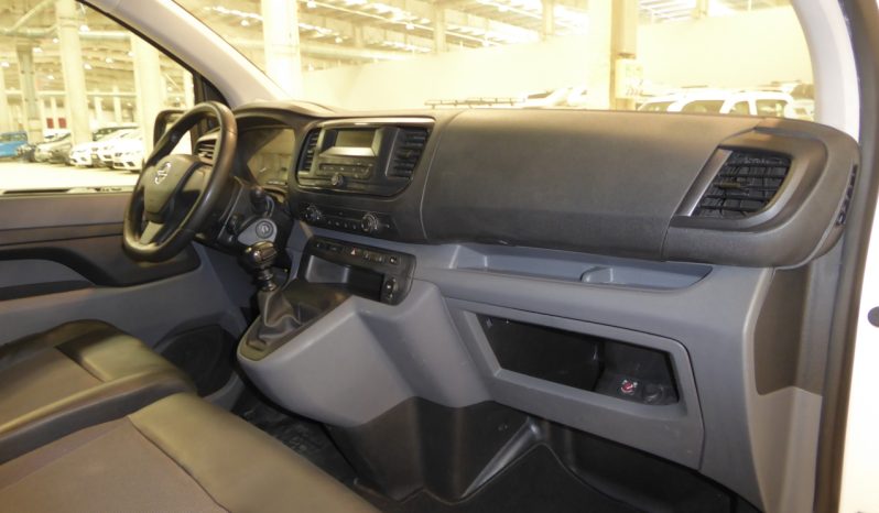 
								OPEL VIVARO  D. 120CV M Std Express lleno									