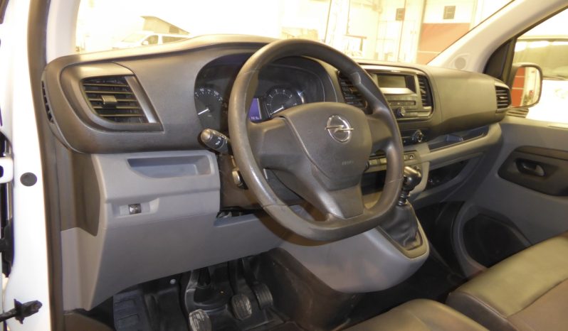 
								OPEL VIVARO  D. 120CV M Std Express lleno									