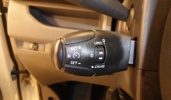 
									OPEL VIVARO  D. 120CV M Std Express lleno								
