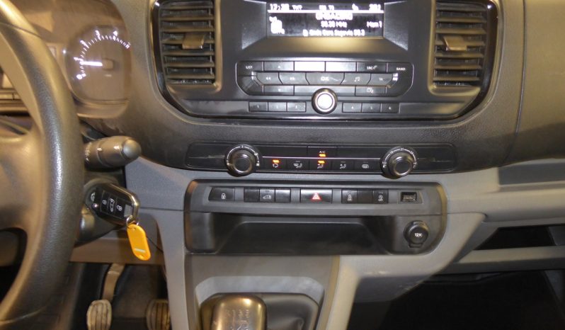 
								OPEL VIVARO  D. 120CV M Std Express lleno									