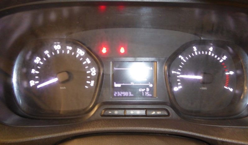 
								OPEL VIVARO  D. 120CV M Std Express lleno									