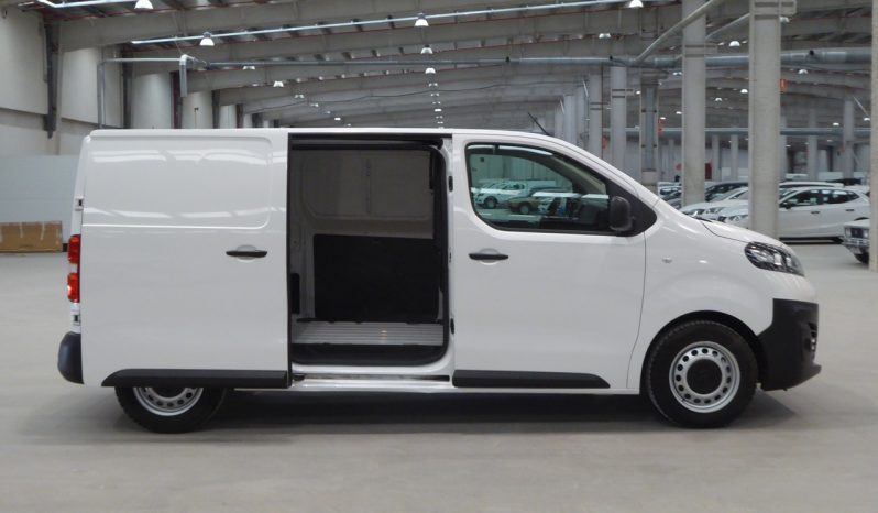 
								OPEL VIVARO  D. 120CV M Std Express lleno									