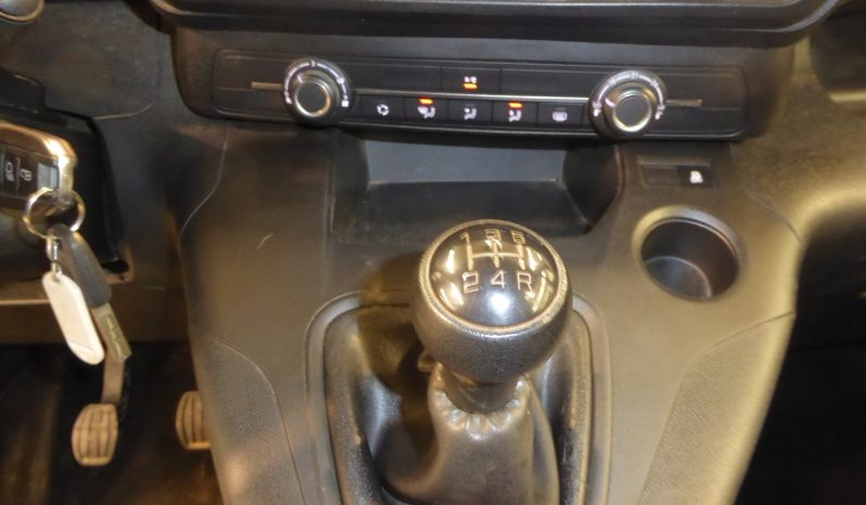 
								PEUGEOT Rifter Active Standard BlueHDi 100 CV lleno									