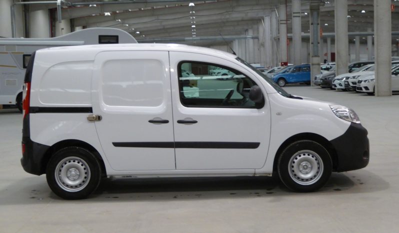 
								RENAULT Kangoo Furgon Profesional dCi 80CV Euro 6 lleno									