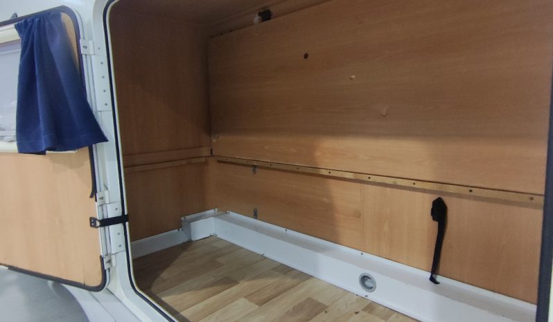 
								ELNAGH BARON 6 P. CAPUCHINA LITERAS FIAT DUCATO lleno									