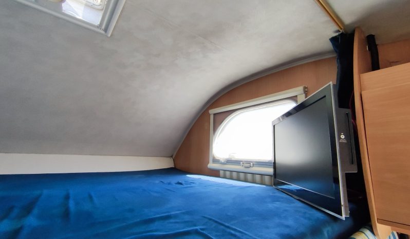 
								ELNAGH BARON 6 P. CAPUCHINA LITERAS FIAT DUCATO lleno									