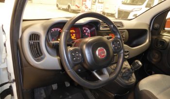 
									Fiat Panda 1.2 Lounge 70cv gasolina lleno								