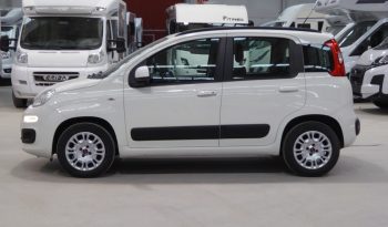 
									Fiat Panda 1.2 Lounge 70cv gasolina lleno								