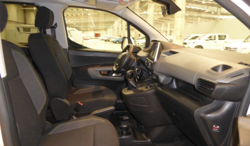 
								Peugeot Rifter Active Long BlueHDi 100CV lleno									