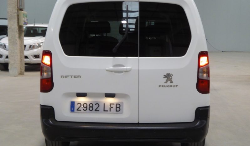 
								Peugeot Rifter Active Long BlueHDi 100CV lleno									