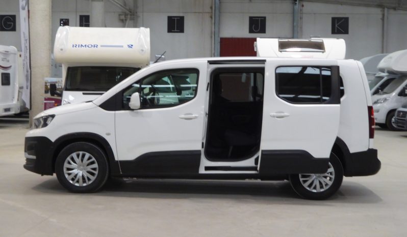 
								Peugeot Rifter Active Long BlueHDi 100CV lleno									