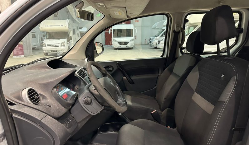 
								RENAULT Kangoo Combi Profesional dCi 75 CV lleno									
