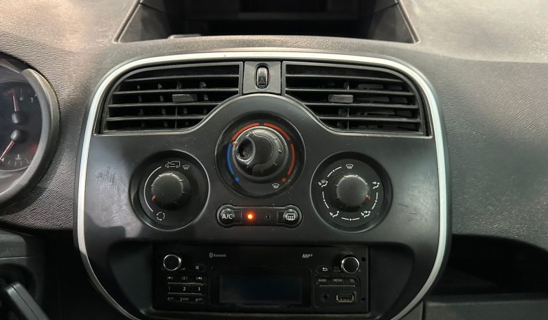 
								RENAULT Kangoo Combi Profesional dCi 75 CV lleno									