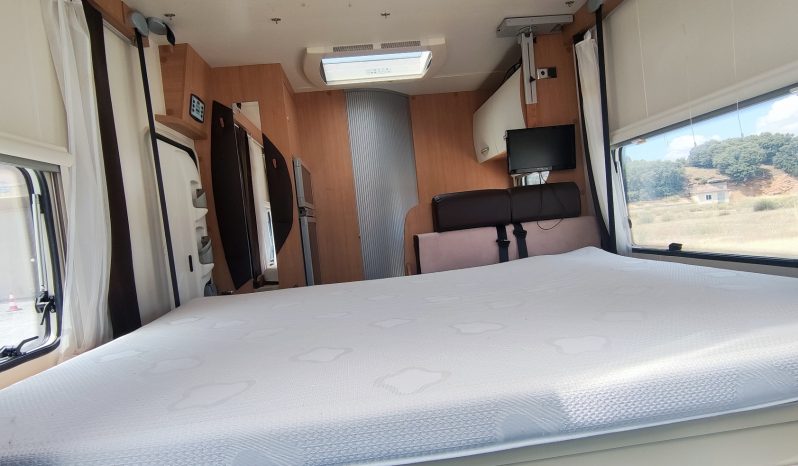 
								CHALLENGER GENESIS 30 COMPACTA 6 MTS ALTA GAMA POCOS KMS lleno									