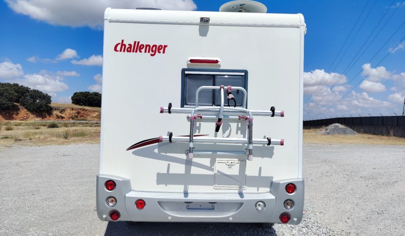 CHALLENGER GENESIS 30 COMPACTA 6 MTS ALTA GAMA POCOS KMS