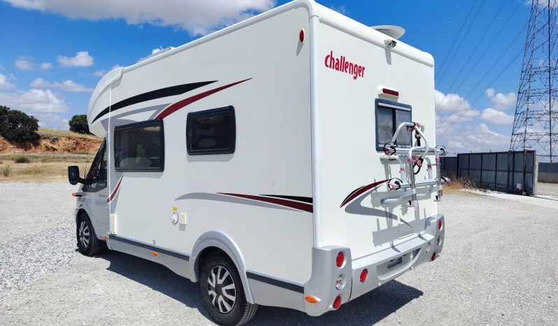 CHALLENGER GENESIS 30 COMPACTA 6 MTS ALTA GAMA POCOS KMS