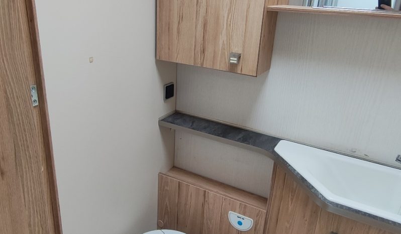
								BAVARIA I74 INTEGRAL GAMA ALTA CAMA ISLA PERFECTO ESTADO lleno									