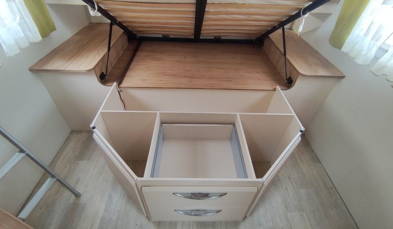 
								BAVARIA I74 INTEGRAL GAMA ALTA CAMA ISLA PERFECTO ESTADO lleno									
