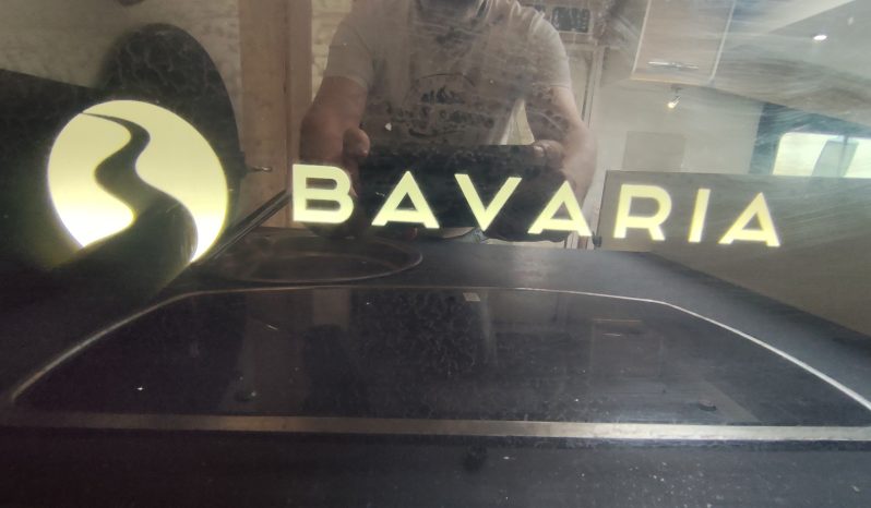 
								BAVARIA I74 INTEGRAL GAMA ALTA CAMA ISLA PERFECTO ESTADO lleno									