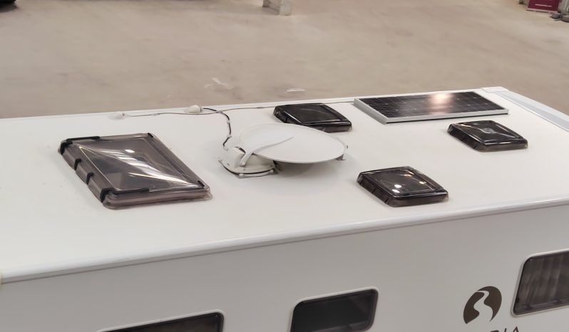 
								BAVARIA I74 INTEGRAL GAMA ALTA CAMA ISLA PERFECTO ESTADO lleno									