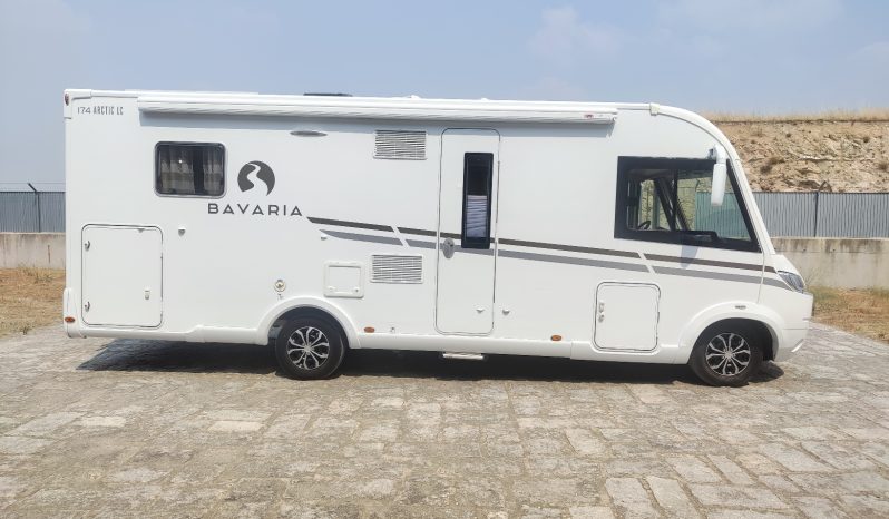 
								BAVARIA I74 INTEGRAL GAMA ALTA CAMA ISLA PERFECTO ESTADO lleno									