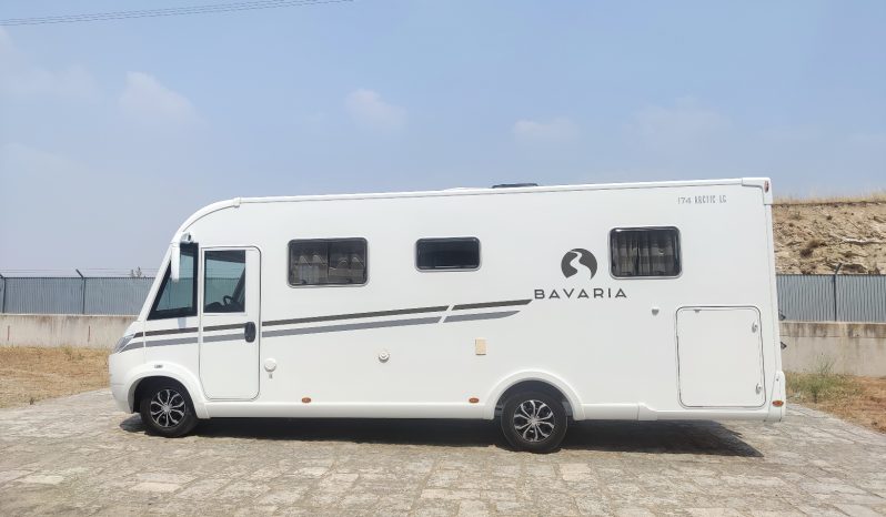 
								BAVARIA I74 INTEGRAL GAMA ALTA CAMA ISLA PERFECTO ESTADO lleno									