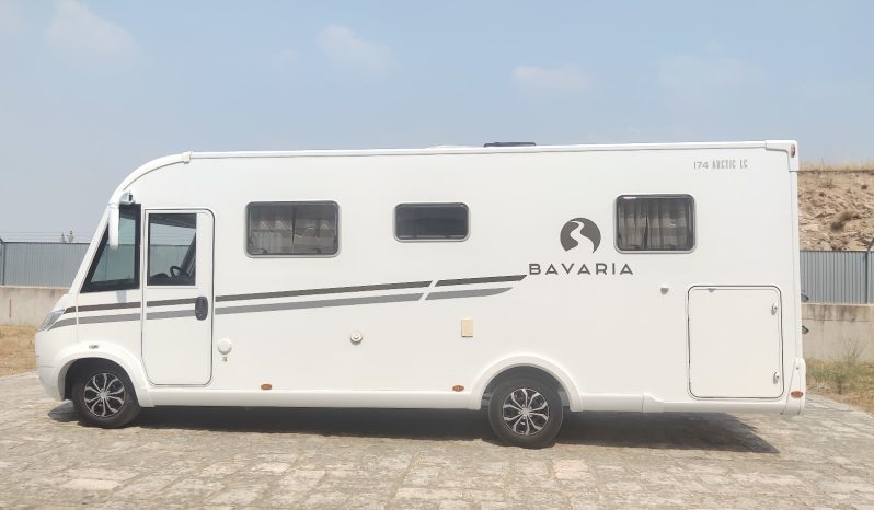 
								BAVARIA I74 INTEGRAL GAMA ALTA CAMA ISLA PERFECTO ESTADO lleno									