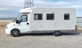 HYMER TRAMP 664 PERFILADA CAMA FRANCESA, GAMA ALTA. lleno
