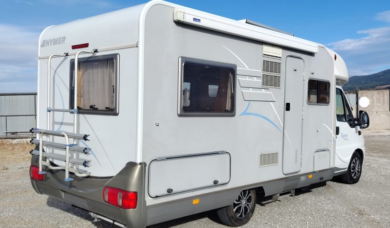 HYMER TRAMP 664 PERFILADA CAMA FRANCESA, GAMA ALTA. lleno