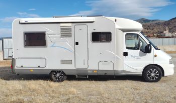 HYMER TRAMP 664 PERFILADA CAMA FRANCESA, GAMA ALTA. lleno