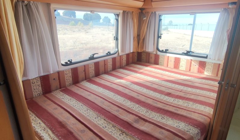 HYMER TRAMP 664 PERFILADA CAMA FRANCESA, GAMA ALTA. lleno